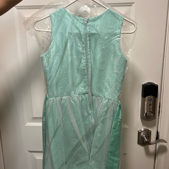 Children’s Formal Dress - Picture 6 of 7